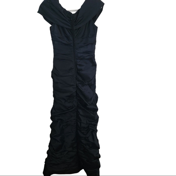 Adrianna Papell Occasions NWT Black Ruched Gown Maxi Dress Size 6 - Picture 2 of 7